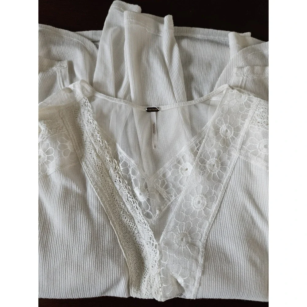 Free People Womens Small Top Ivory‎ Lace Sheer Crochet V-Neck Angel Food Boho